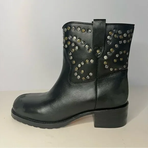 Free People Studded Pull On Ankle Boots in Black 6.5‎